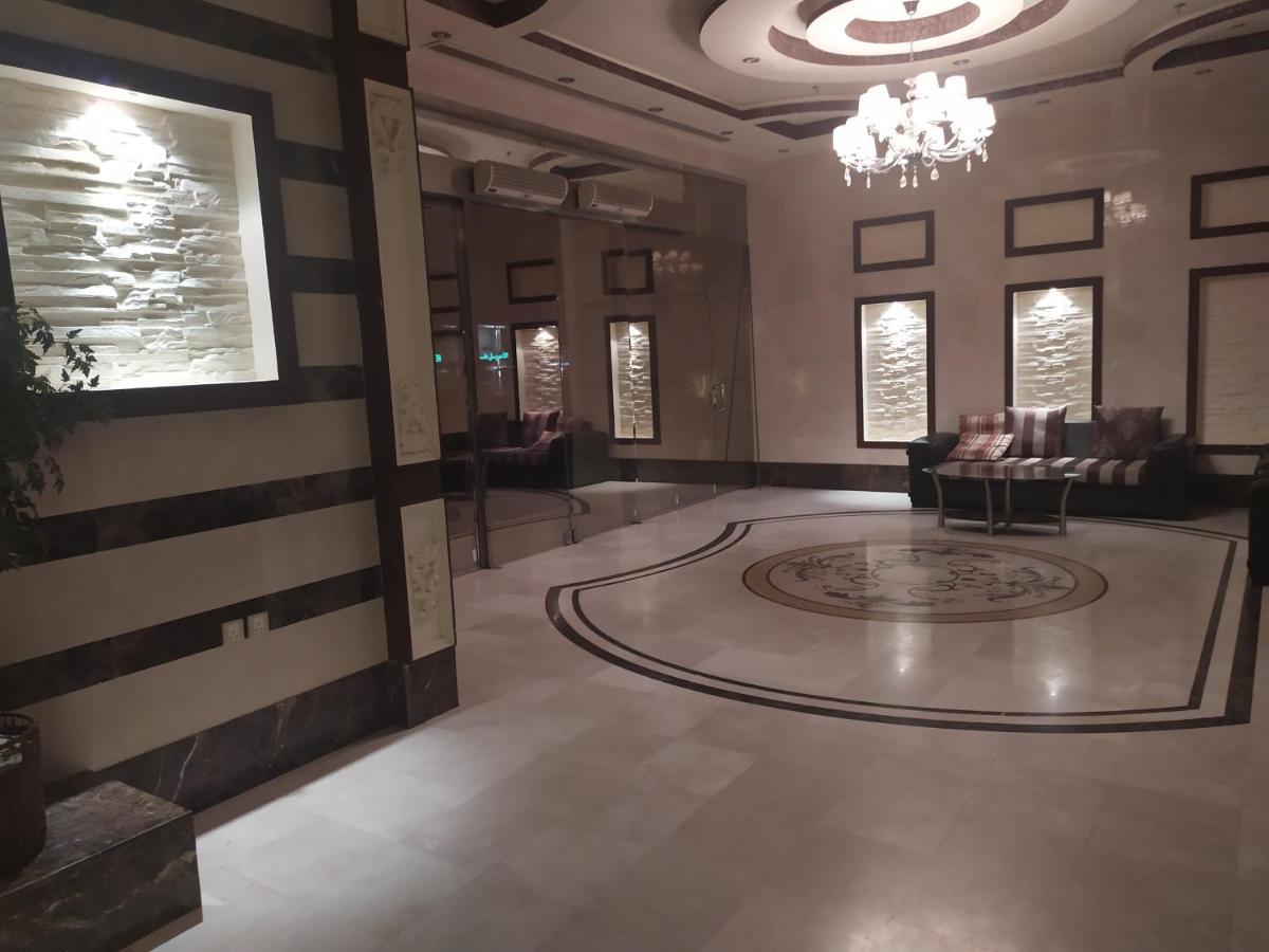 Popular attractions Area Nearby Property